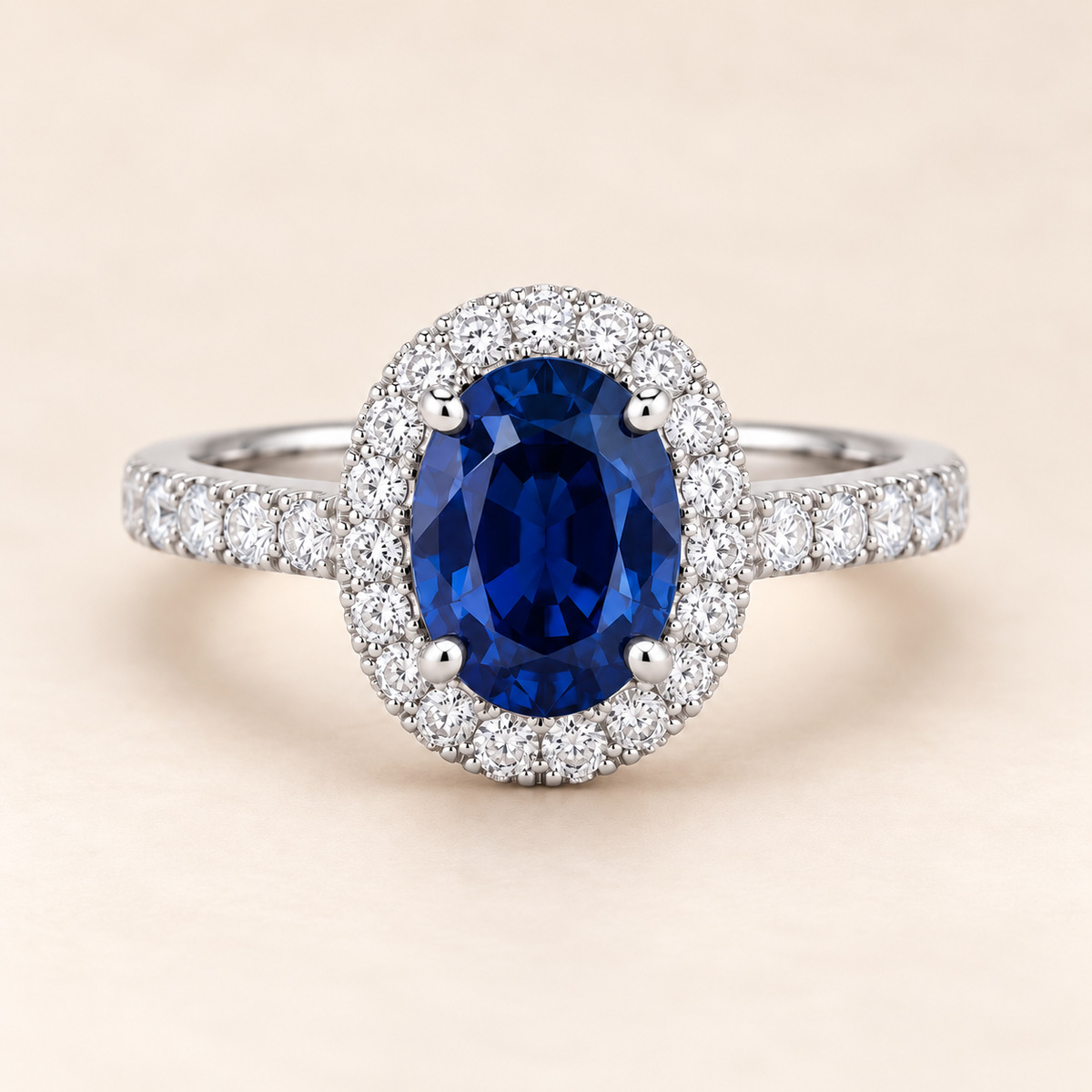 Oval lab-grown sapphire ring in 925 sterling silver